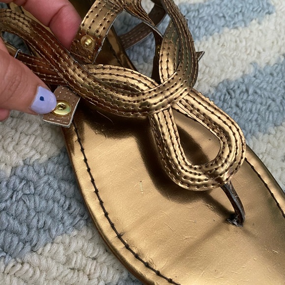 2 in 1 sandal. - Picture 2 of 6